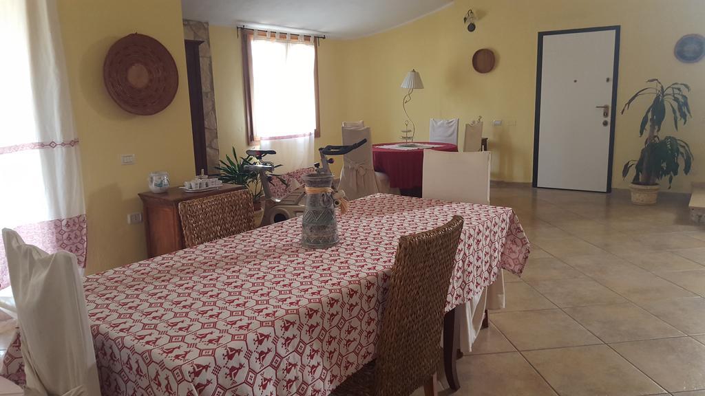 Villa Renzo E Lucia Sant Isidoro  외부 사진